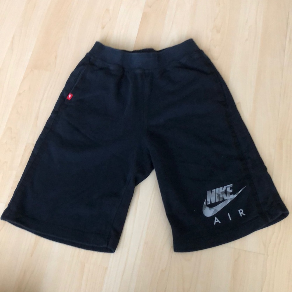 Nike - Shorts